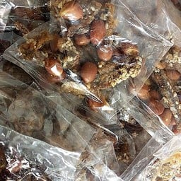 ปลากรอบถั่ว