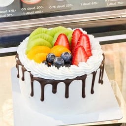 ครึ่งปอนด์ เค้กช็อกนมสดผลไม้