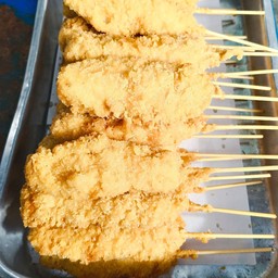 ไก่ป๊อปหน้า รร.