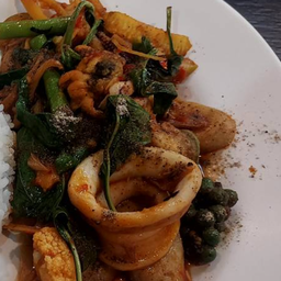 ผัดฉ่าทะเล