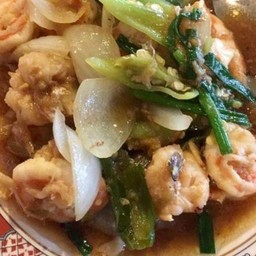 ผัดพริกกุ้ง Fried Prawn with Chillies