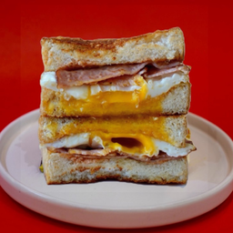 Bacon and Egg CRUNCH Sandwich - ครันช์ แซนด์วิช เบคอน และ ไข่