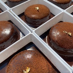 เค้กช้อคลาวาหน้านิ่ม ใหญ่