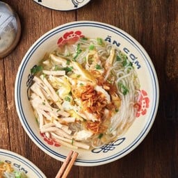 ก๋วยจั๊บญวนไก่บ้าน