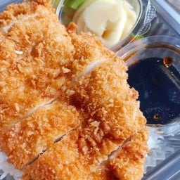 ร้านกะเพราไก่กรอบ & ของกินเล่น Badporyang