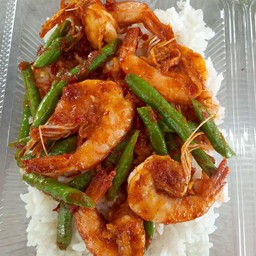 ข้าวพริกแกงกุ้ง