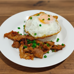 ถนัดเส้น byคุณจ๋า