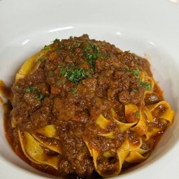 พาสต้า โบโลเนสเนื้อ