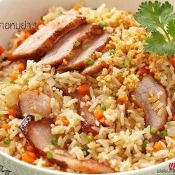ข้าวผัดคอหมูย่าง