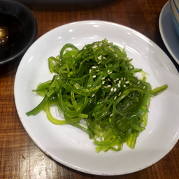 ยำสาหร่าย