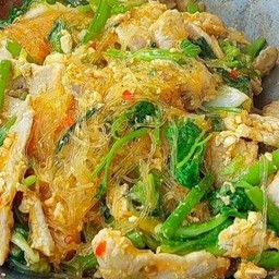 สุกี้แห้ง