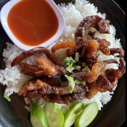 ข้าวหน้าเนื้อแดดเดียว