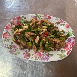 น้ำตกเนื้อ