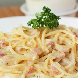 สปาเก็ตตี้คาโบนาร่า