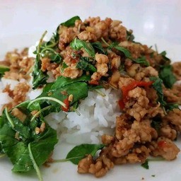 กะเพราหมูสับ