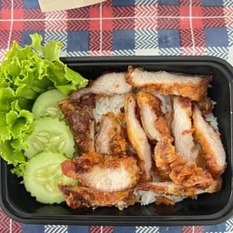 ข้าวคอหมูทอดน้ำปลา