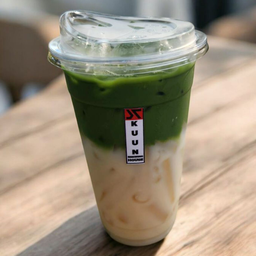 มัทฉะลาเต้ นมโอ้ต