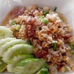 ก๋วยเตี๋ยวแชมป์ ซ.13 ค่ายหิ่งห้อย