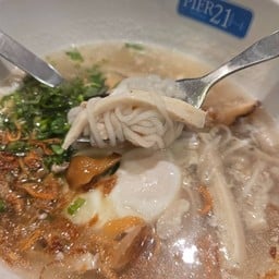 ก๋วยจั๊บญวนสวย Terminal 21 Rama3