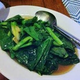 ผัดผักคะน้าน้ำมันหอย Stir-Fried Chinese kale in oyster sauce