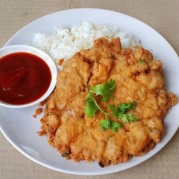ร้านแม่รัศอาหารตามสั่งก๋วยเตี๋ยวไก่ บางปลาสร้อย