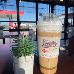 ลูกหว้ากาแฟ สาขา Caltex ตรงข้ามวัดหนองหว้า(พระนอน)