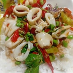 ก๋วยเตี๋ยวแชมป์ ซ.13 ค่ายหิ่งห้อย