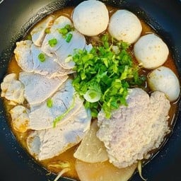 เด็กเส้น ก๋วยเตี๋ยวต้มยำ