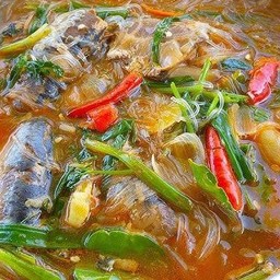 ต้มยำปลากระป๋องใส่วุ้นเส้น