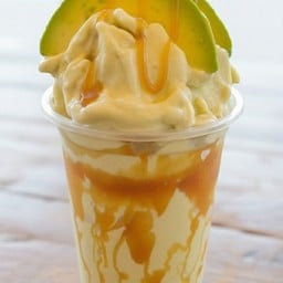 อโวคาโดนมสดคาราเมล