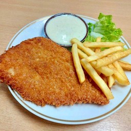 สเต็กปลาดอลลี่ ทาร์ทาร์ซอส