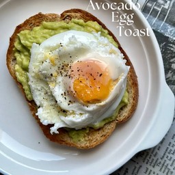 ซาวโดวจ์+ โทสต์อะโวคาโดไข่ดาว