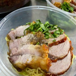 บะหมี่เป็ดย่าง-หมูกรอบ