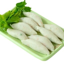 ลูกชิ้นรักบี้ลวก