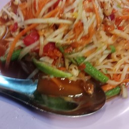 กะไหมส้มตำ ลาบ ยำ ไก่ย่าง