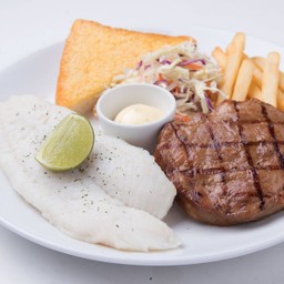 สเต็กหมูพริกไทยดำ + สเต็กปลาย่าง