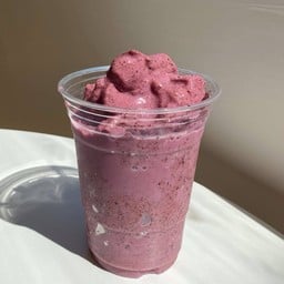 บลูเบอร์รี่สมูทตี้โยเกิร์ต