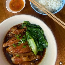 พะโล้ขาหมูสับ