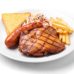 สเต็กไก่ย่างสไปซี่ + ไส้กรอก