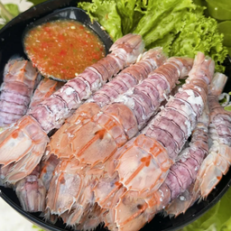 กั้งนึ่ง พร้อมน้ำจิ้มซีฟู้ด