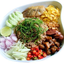 ข้าวคลุกกะปิสามหอม