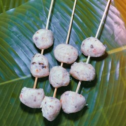 ลูกชิ้นหมูสาหร่าย