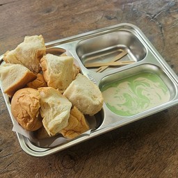 ขนมปังสังขยา