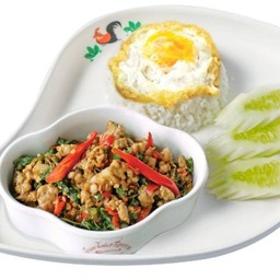 ข้าวกะเพราป่าสาระพรรณ หมูสับ+ไข่ดาว