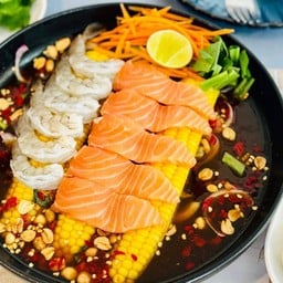 ยำแซลม่อน+กุ้งสด
