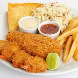 สเต็กปลาทอด + กุ้งผีเสื้อ