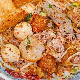 ก๋วยเตี๋ยวแห้งซีอิ๊วดำ
