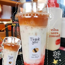 ชาไทย-นมสด-สตอเบอรี่