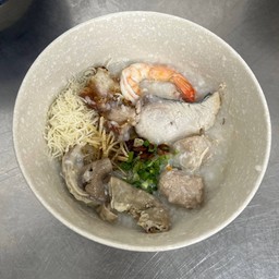 โจ๊กรวมหมู + ทะเล
