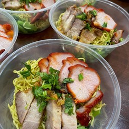 บะหมี่หมูแดง-หมูกรอบ